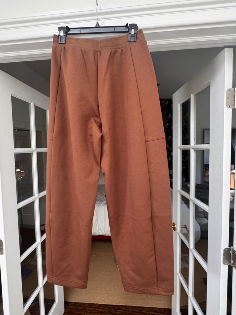 NWT - Uniqlo DRY Sweat Barrel Pants - Brown - Medium